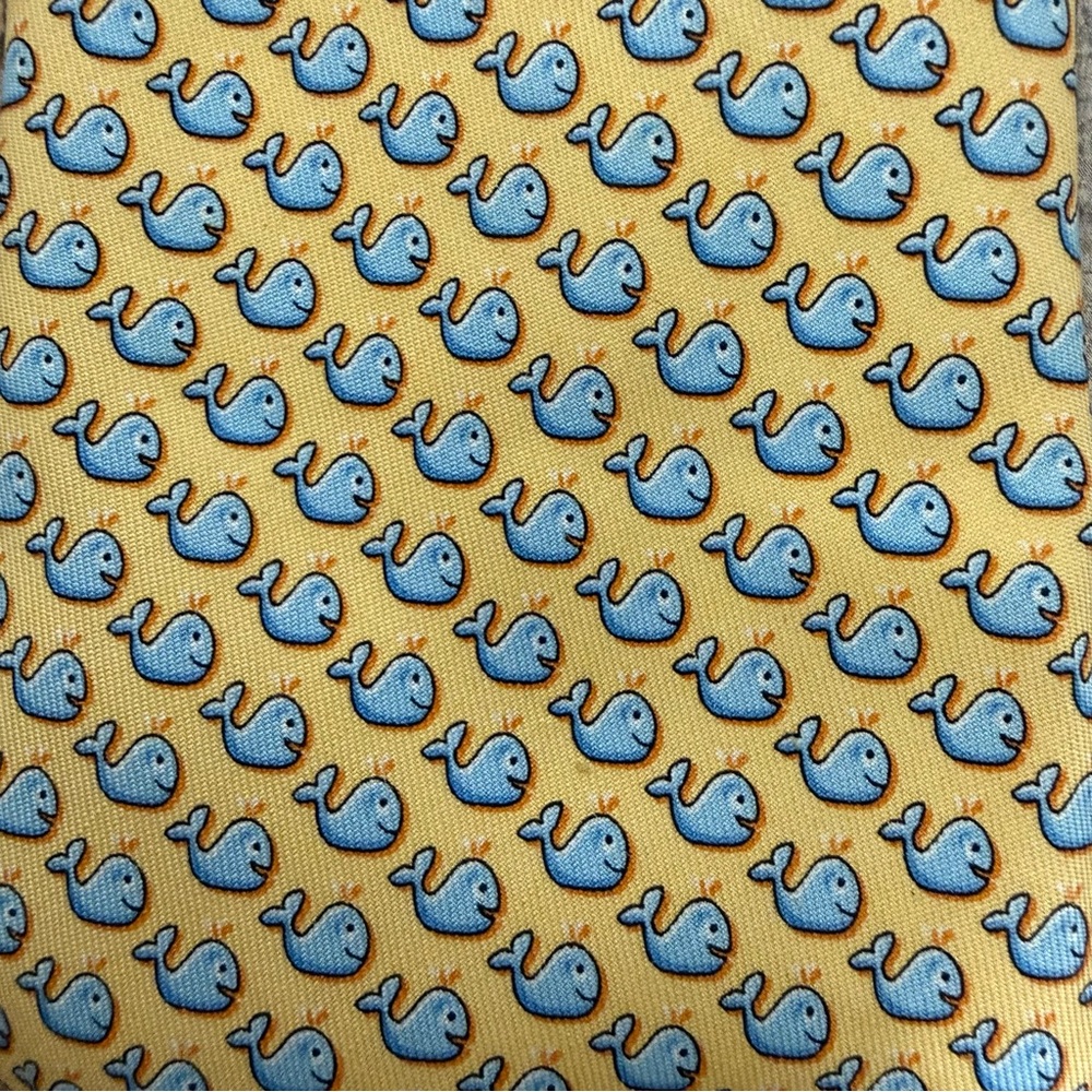 Vineyard Vines Yellow Whales  Silk Neck Tie